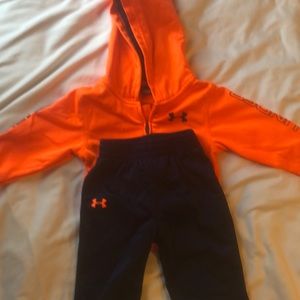 Under armor sweatshirt and pants